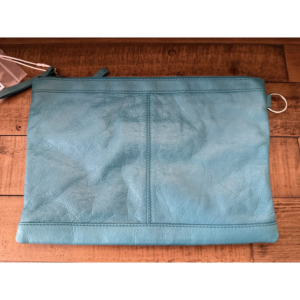 Balenciaga Clutch Bag Women's Large Turquoise Leather Wristlet Zip W/COA NEW - Picture 2 of 9